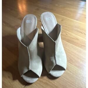 Bp Nordstrom Cream Nude Suede Mules open toe block heel 9m reverse seam detail